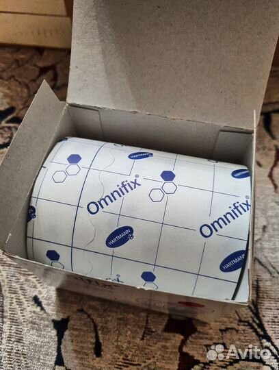 Пластырь фиксирующий Omnifix elastic 10x10 cm