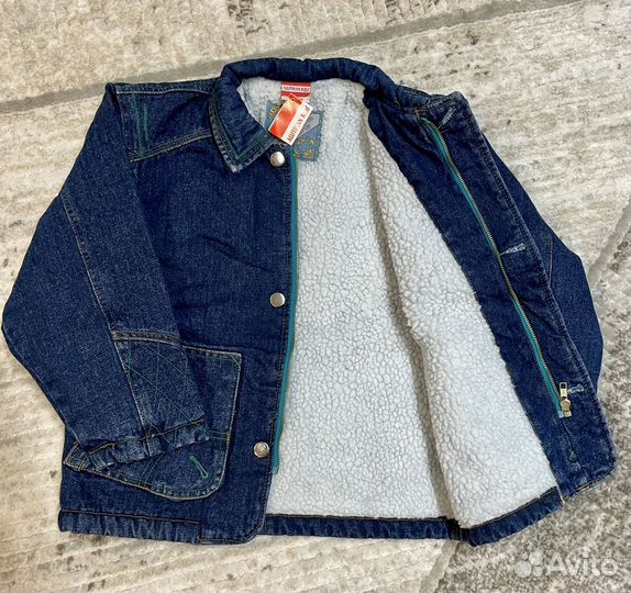 Джинсовая куртка