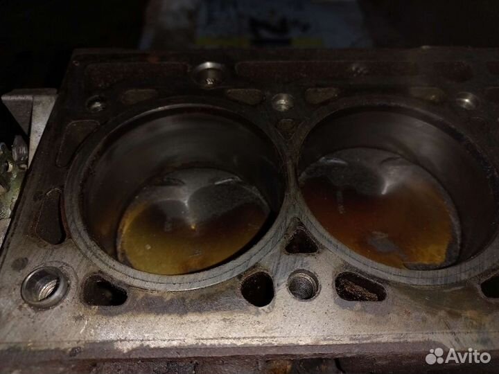 Блок двигателя k4j 730 Renault megane