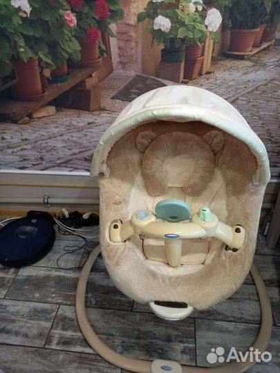 Детские электронные качели graco