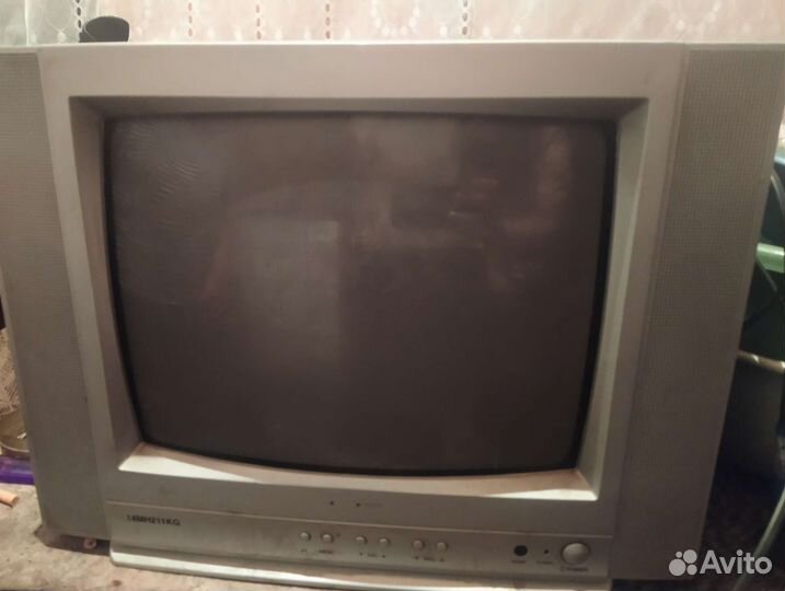 Телевизор бу на запчасти