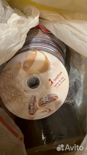 Диски и коробочки для дисков