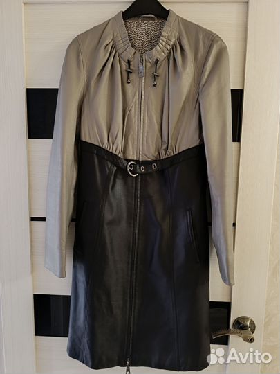 Кожаный плащ