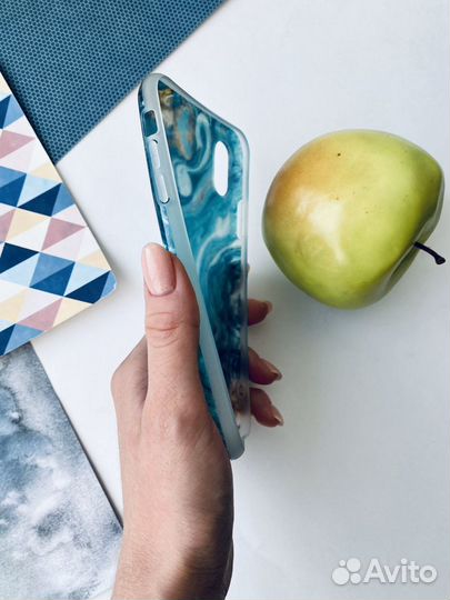 Чехол на iPhone XR