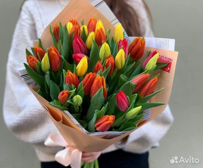 Букет 25 тюльпанов