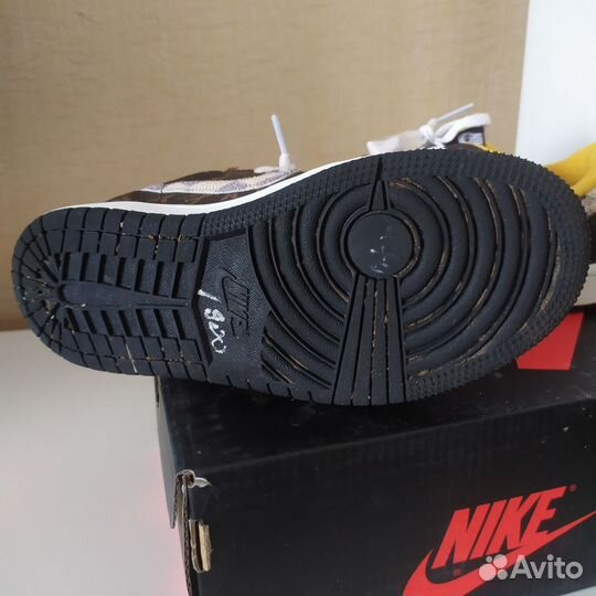 Кроссовки р 35