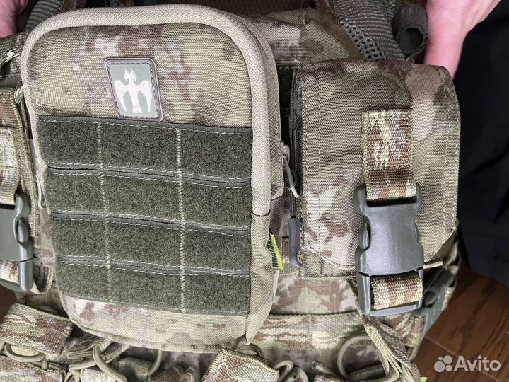 Плитник с подсумками