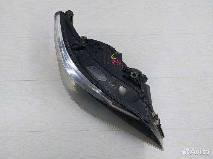 Фара ксеноновая правая Bmw