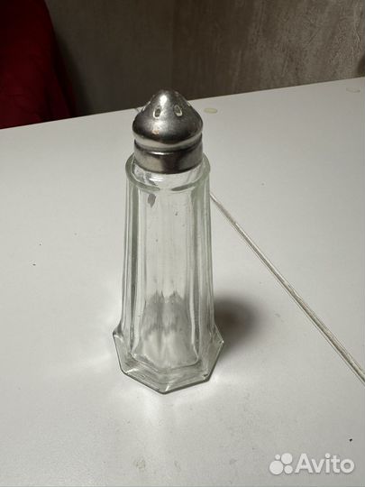 Солонка и перечница