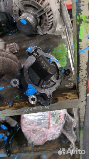 Насос вакуумный Mitsubishi Pajero