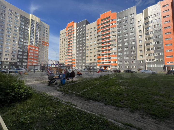 1-к. квартира, 35 м², 1/14 эт.