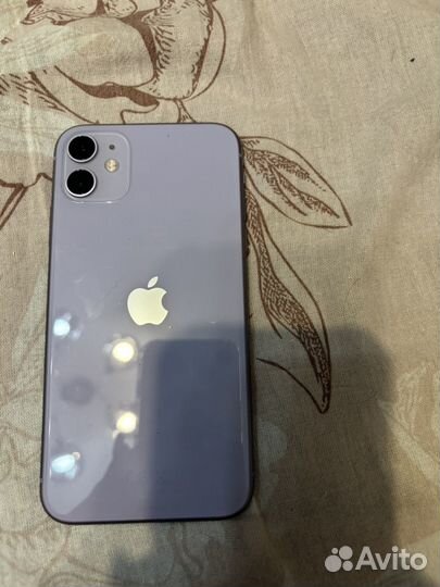 iPhone 11, 64 ГБ