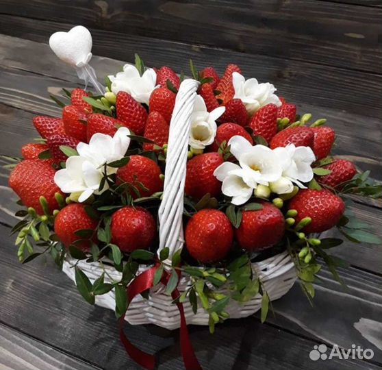 Шикарные ягодные букеты