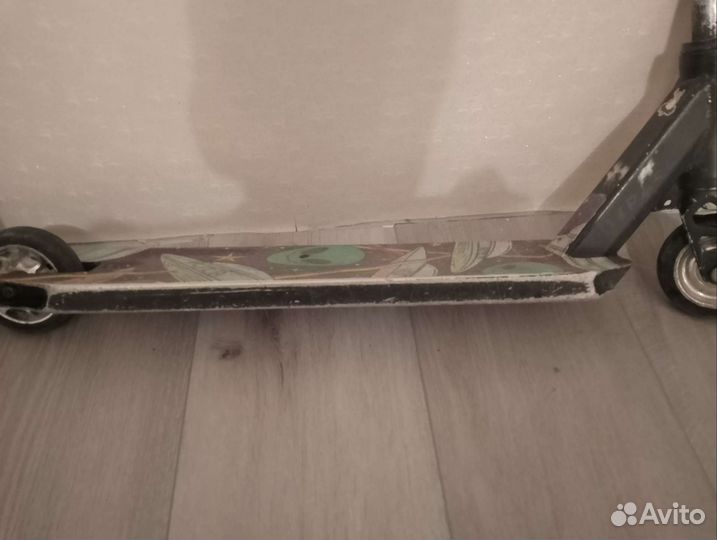 Дека для трюкового самоката reaction