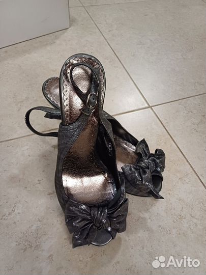 Обувь женская