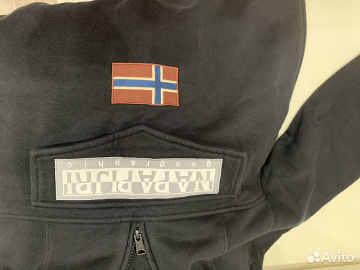 Свитер мужской