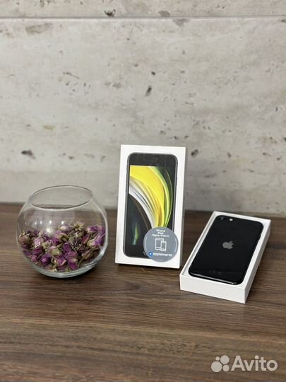iPhone SE (2020), 64 ГБ