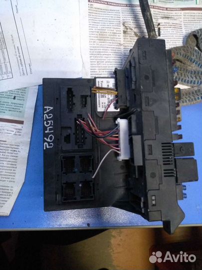 Блок предохранителей SAM Mercedes Benz W211