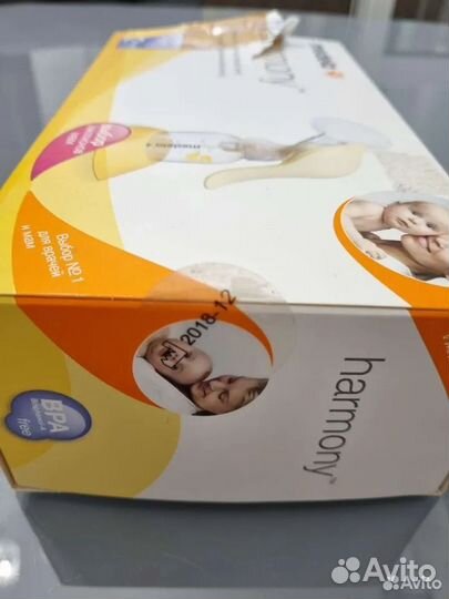 Молокоотсос ручной Medela Harmony