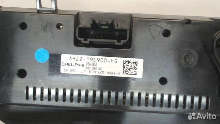 Переключатель отопителя Land Rover Discovery 4, 20