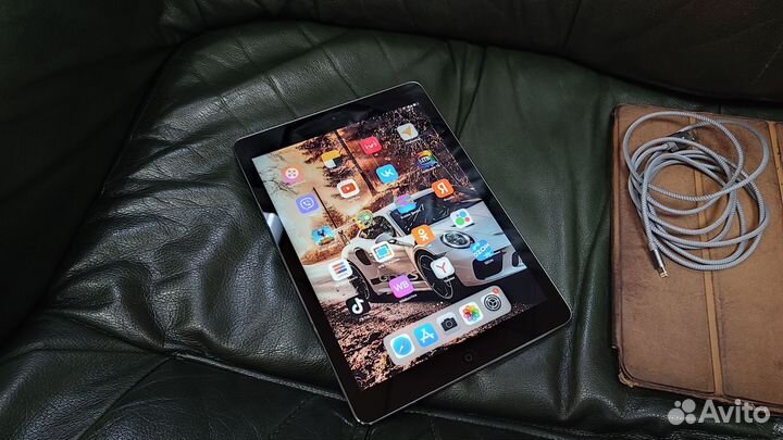 iPad Air 32gb #211