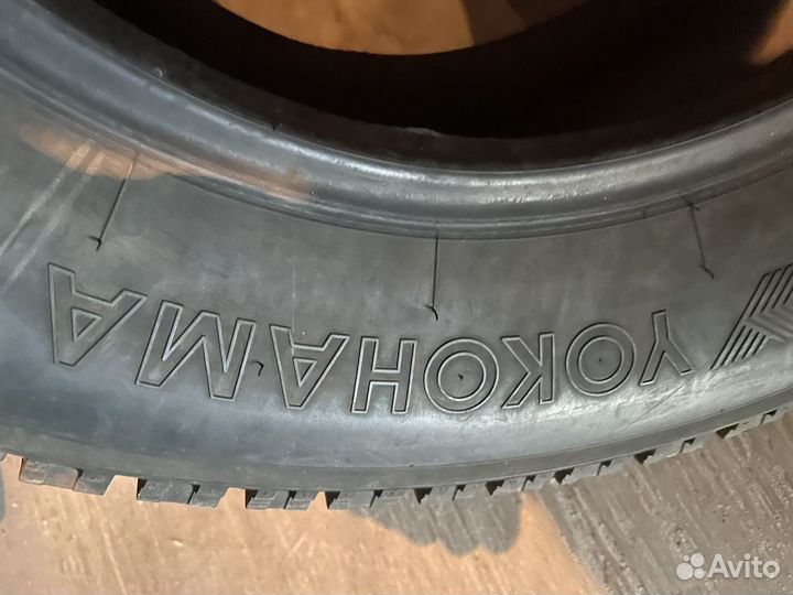 Yokohama F700Z 235/60 R16