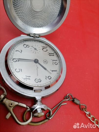 Часы карманные. молния. СССР