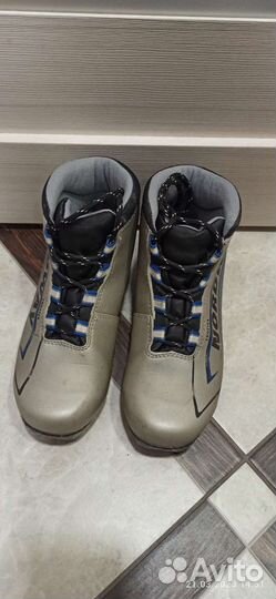 Лыжные ботинки р37(23 см
