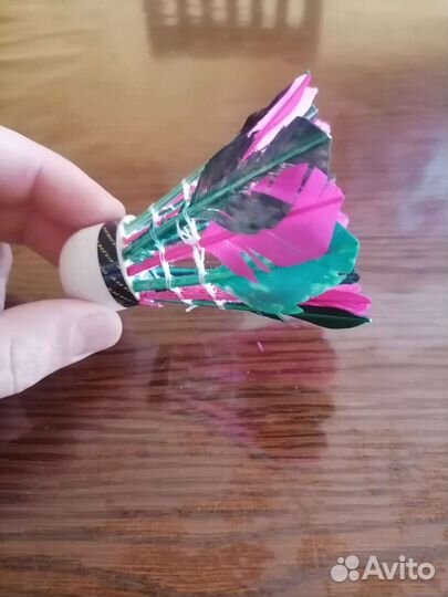 Волан перьевой цветной