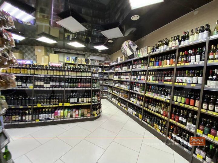 Сдам торговое помещение, 122 м²