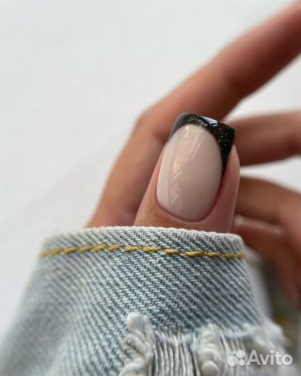 Маникюр с покрытием гель-лак