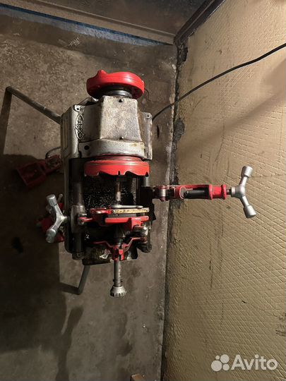 Резьбонарезной станок REX