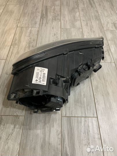 Фара левая Porsche Cayenne 957 2007-10г