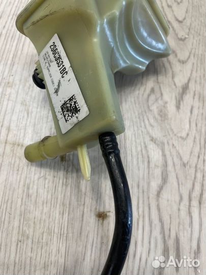 Бачок гидроусилителя Ford Fusion CBK fxja 2008