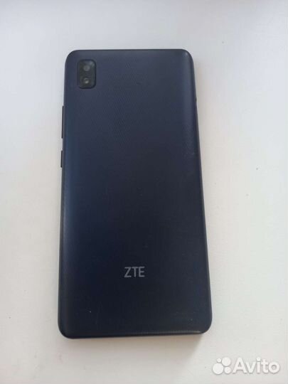 Телефон ZTE