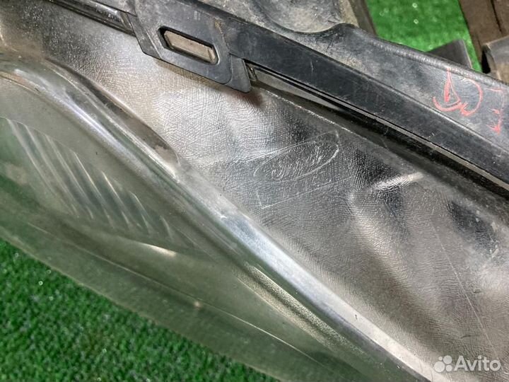 Правая фара Ford Focus 2 рестайлинг