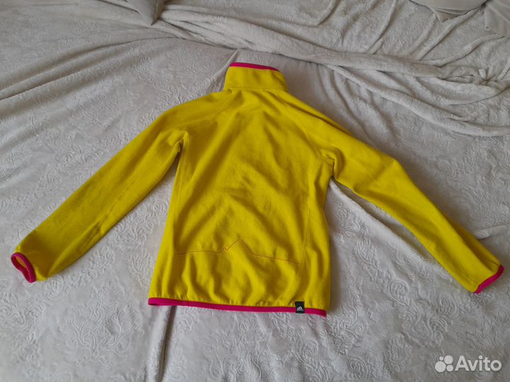 Ветровка Adidas флис девочка 140 р