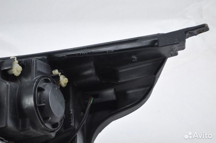 Б/У Б/У Фара правая Chevrolet Malibu V300 13356 #2