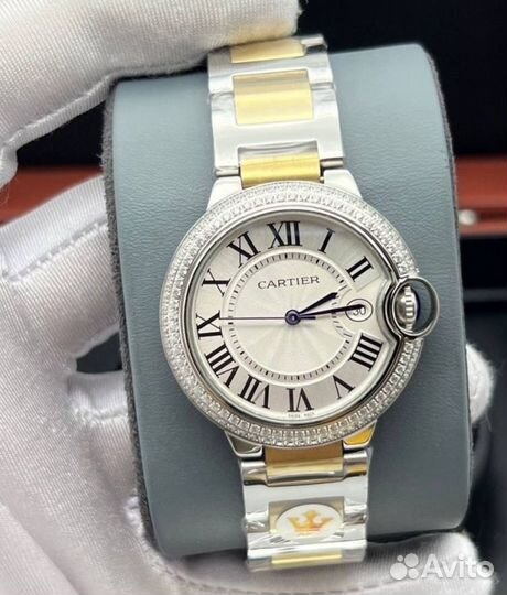 Женские кварцевые часы Cartier