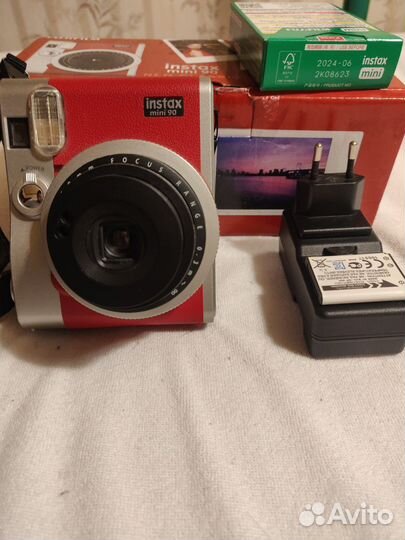 Фотоаппарат Instax mini 90 +картридж