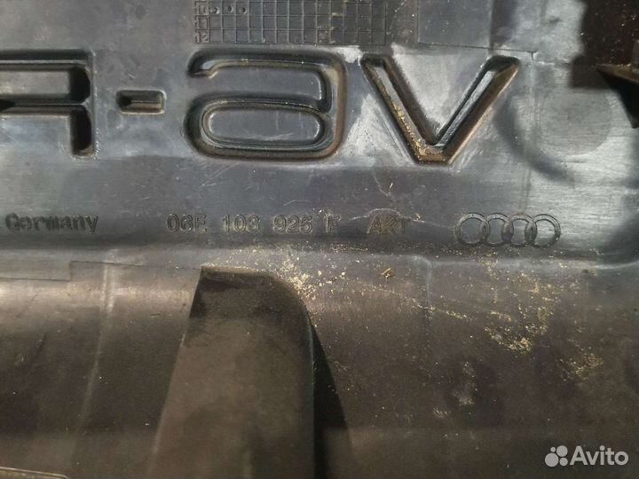 Декоративная крышка двигателя Audi A6 C6
