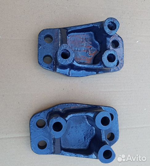 Кронштейн мтз механизма навески передний левый