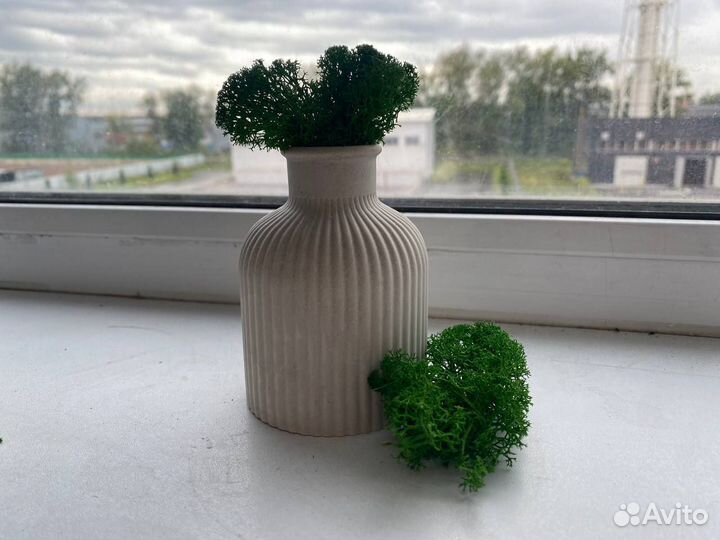 Ваза для цветов из гипса