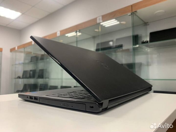 Ноутбук Dell (Core i3-5th/ 8gb/ SSD)