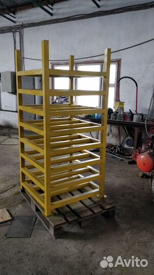 Вешалка железная, стойка для детейлинга