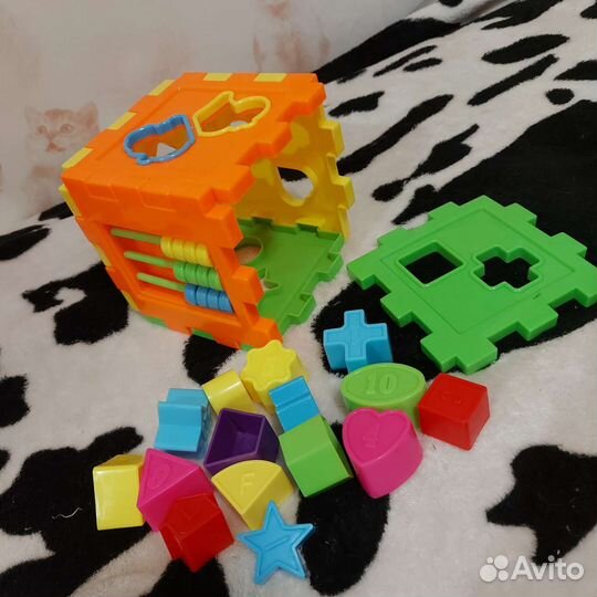 Развивающая игрушка