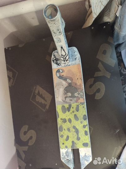 Деталь от трюкового самоката