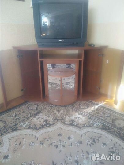 Тумба угловая видео-бар