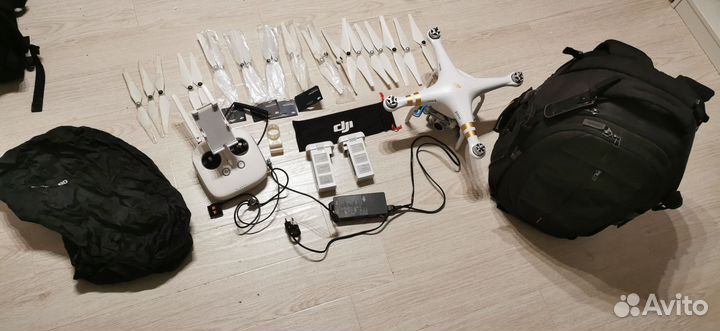 Квадрокоптер DJI Phantom 3 Professional
