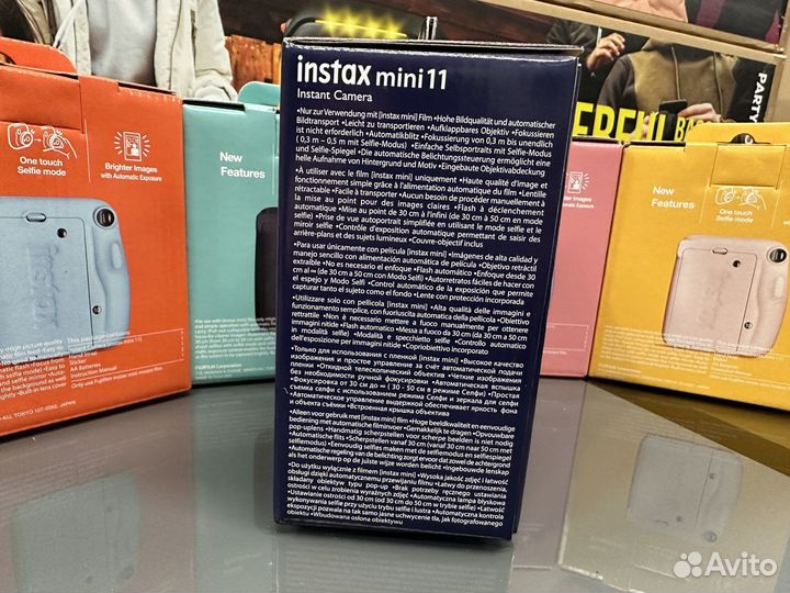 FujiFilm Instax Mini 11